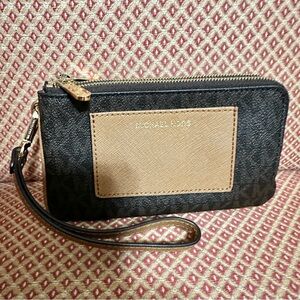 Michael Kors Black and Brown Wristlet
